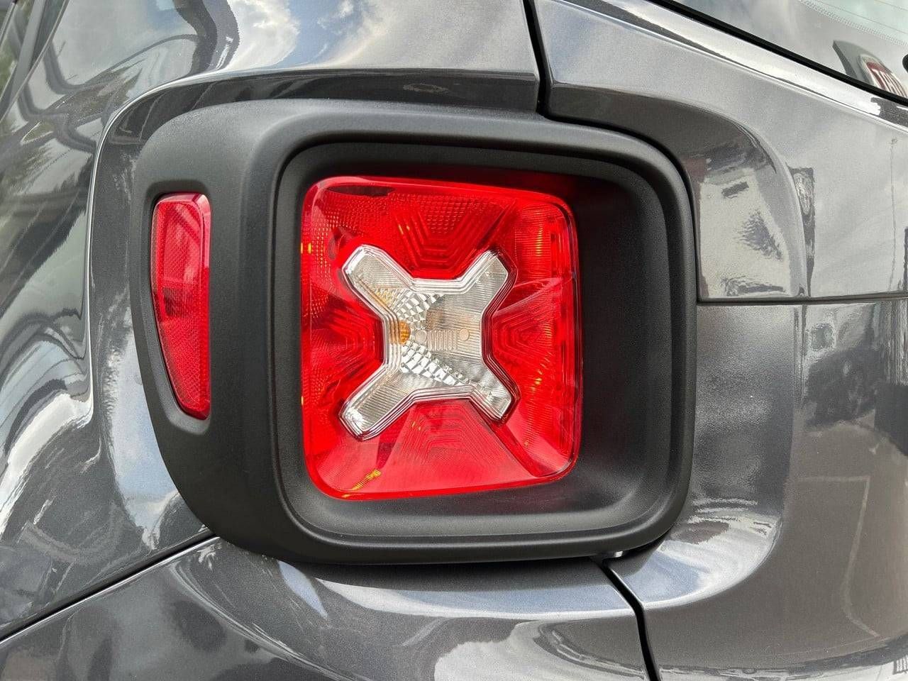 Jeep Renegade  4xe 1.3 PHEV 140 kW(190CV)  AT Limited - Foto 19