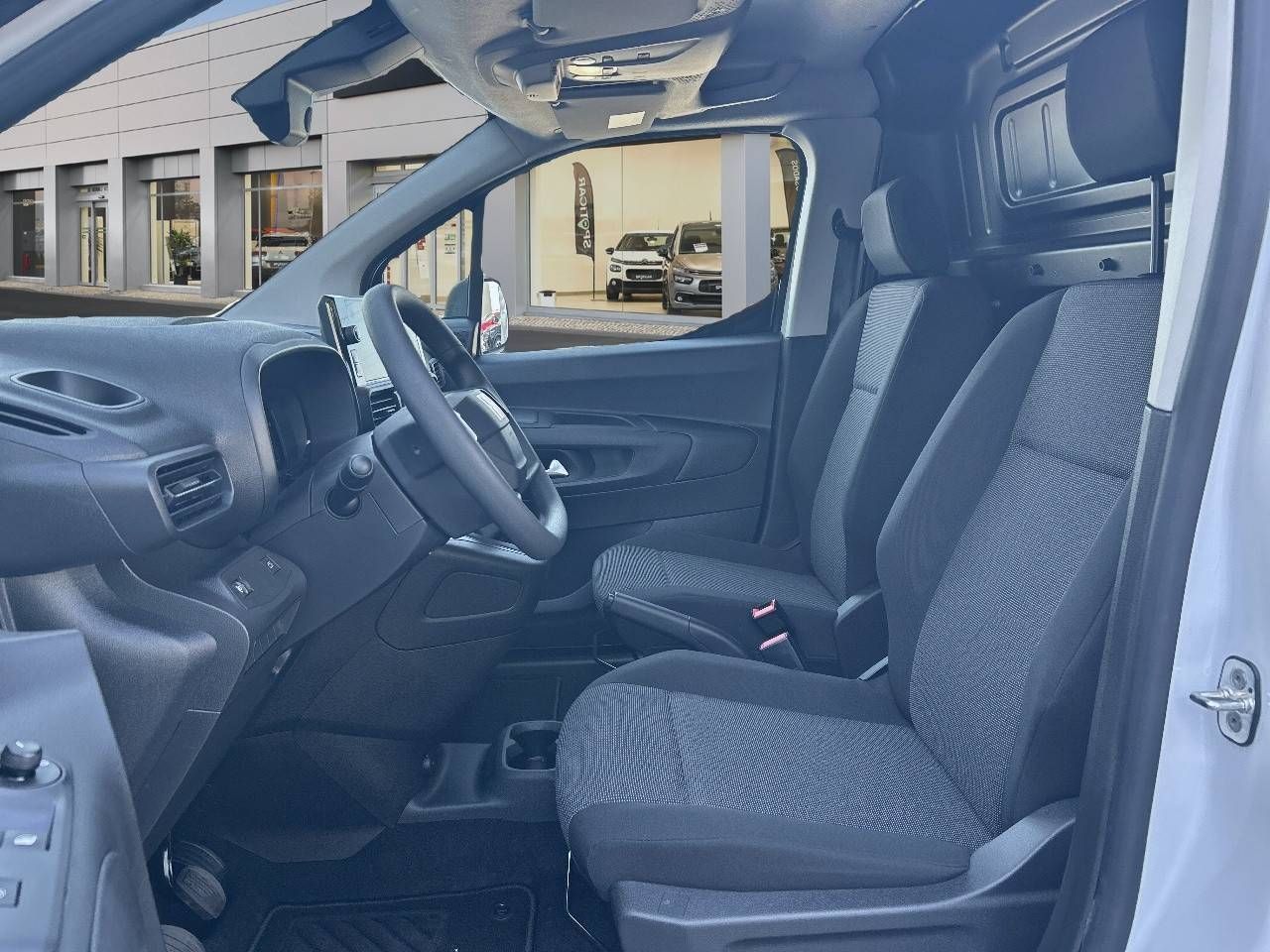 Fiat Doblò  Furgón L1 BlueHDi 1.5 L 650kg 100CV - - Foto 10