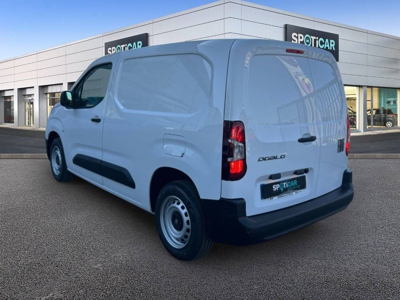 Fiat Doblò  Furgón L1 BlueHDi 1.5 L 650kg 100CV - - Foto 7