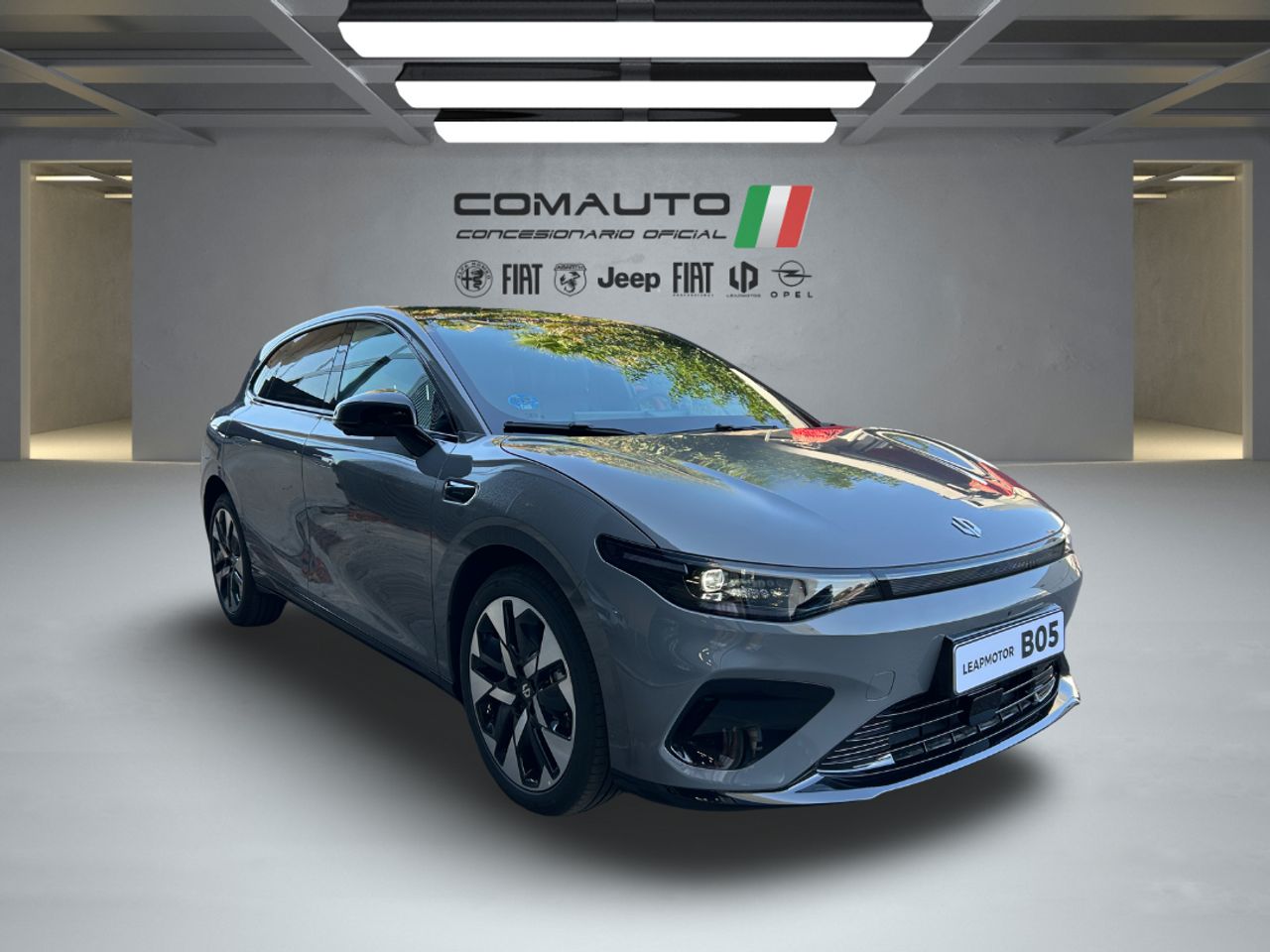 Leapmotor B05  B05 BEV 67.1kWh  Auto Design ProMax - Foto 5