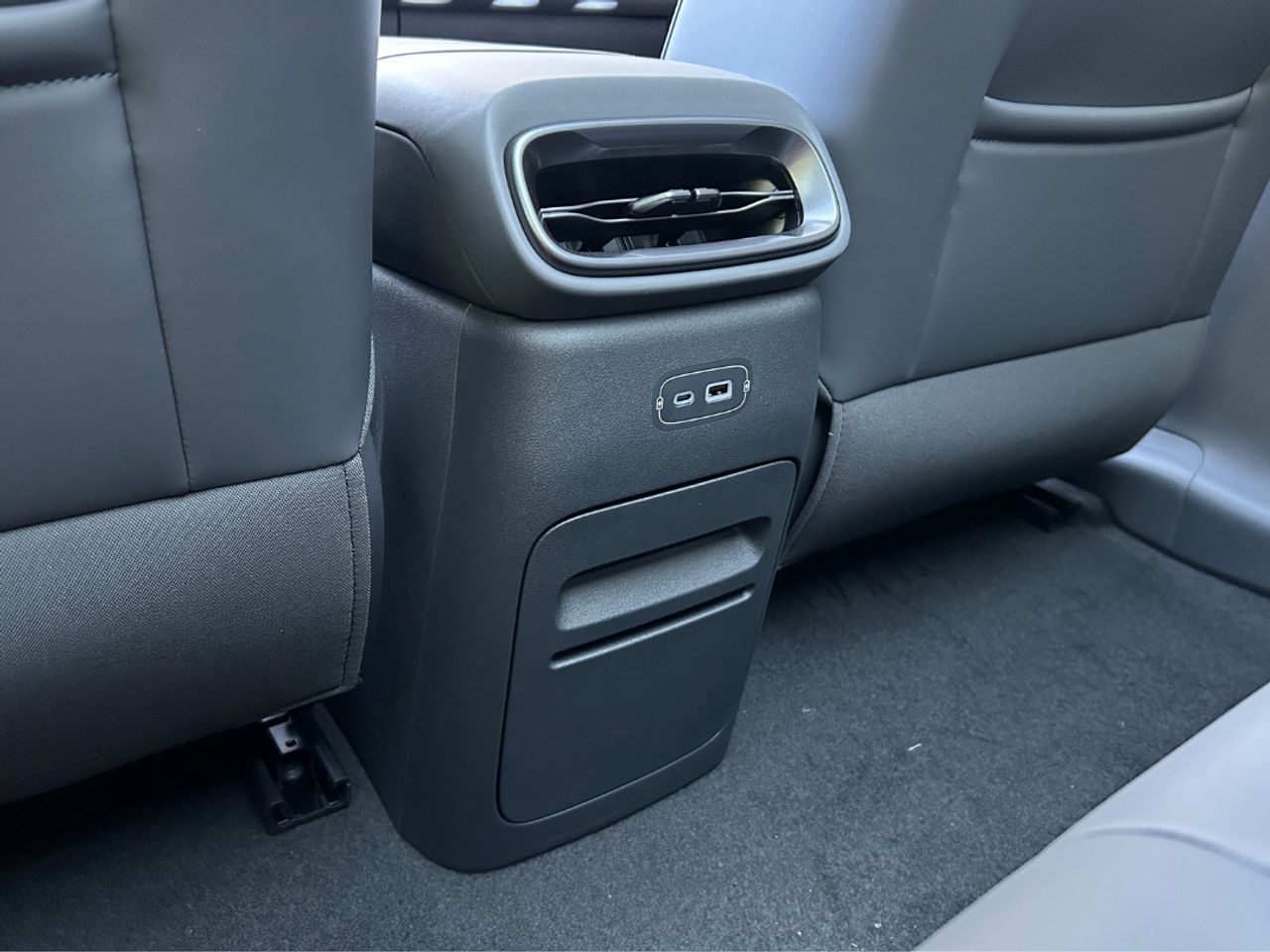 Leapmotor B05  B05 BEV 67.1kWh  Auto Design ProMax - Foto 28