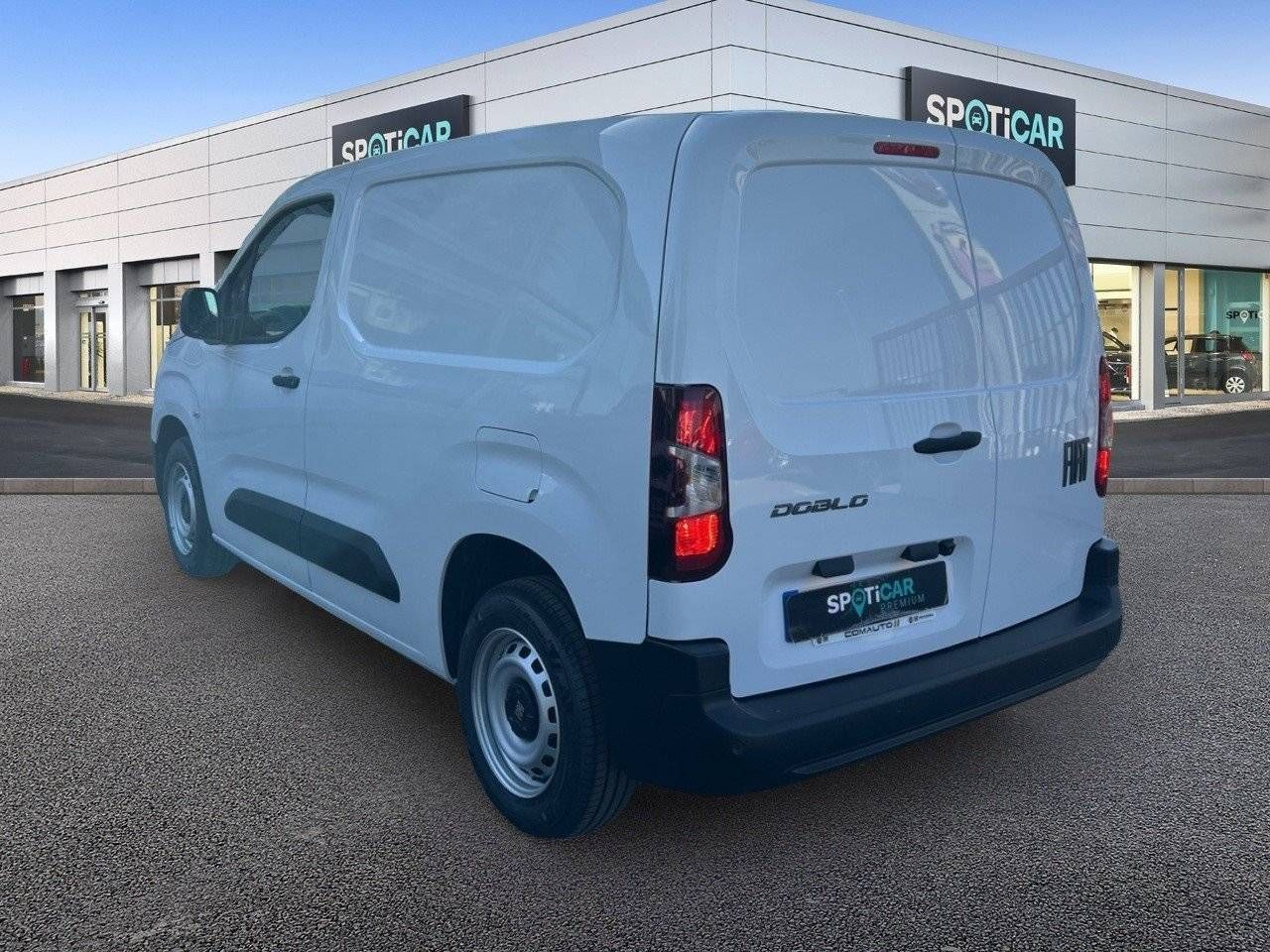 Fiat Doblò  Furgón L1 BlueHDi 1.5 L 650kg 100CV - - Foto 7
