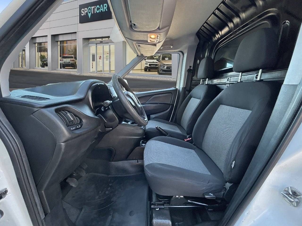 Fiat Doblò  Cargo  1.3 Multijet 70kW (95CV) Base - Foto 10