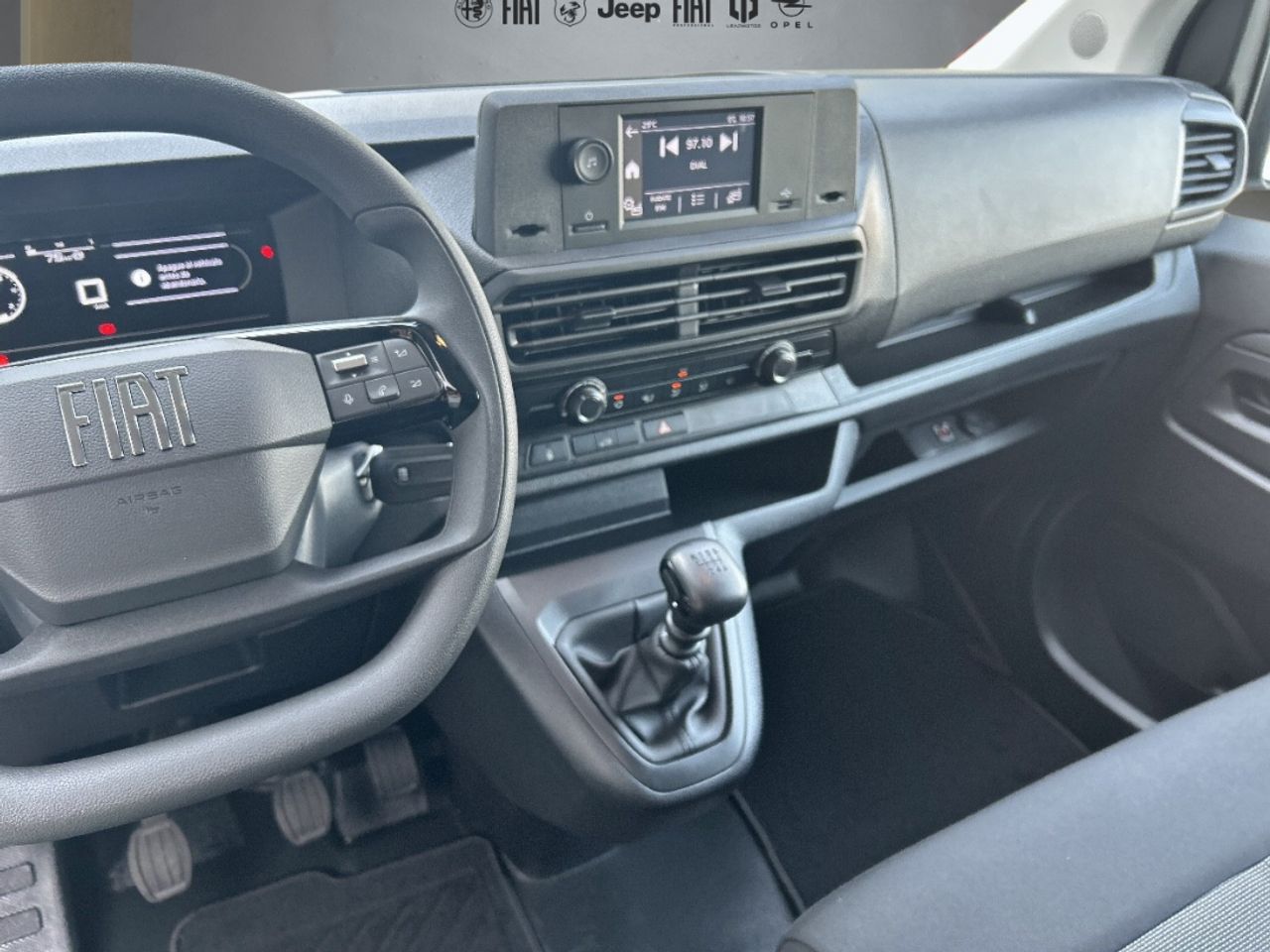 Fiat Scudo  Scudo Furgón L2 1.5 BlueHDi 120 CV S&S M - - Foto 16