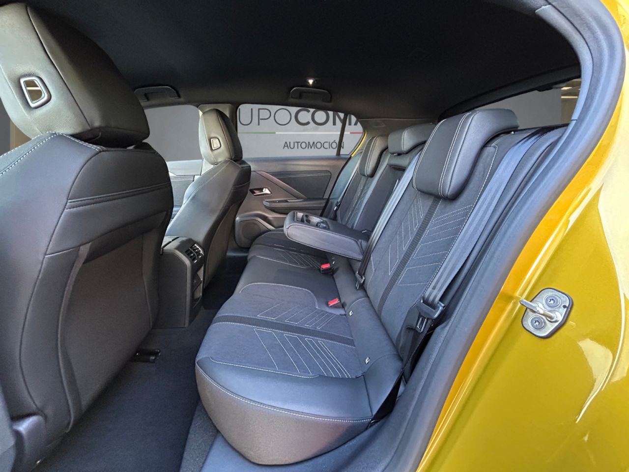 Opel Astra  1.2T XHT Hybrid 107kW  eDCT6 Ultimate - Foto 11