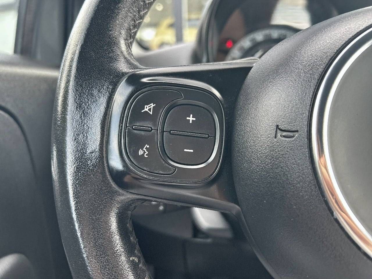 Fiat 500   1.0 Hybrid 51KW (70 CV) Connect - Foto 18