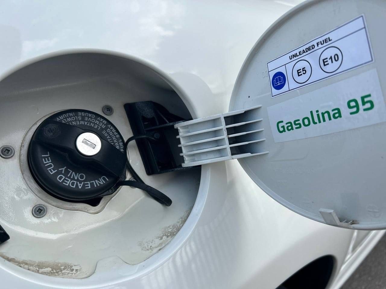 Fiat 500   1.0 Hybrid 51KW (70 CV) Connect - Foto 24
