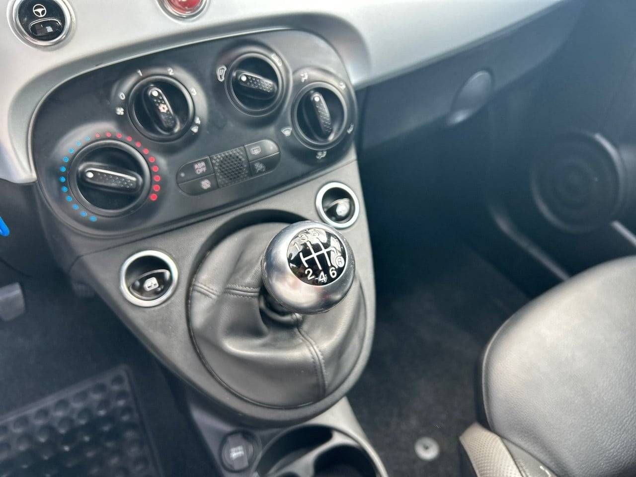 Fiat 500   1.0 Hybrid 51KW (70 CV) Connect - Foto 15