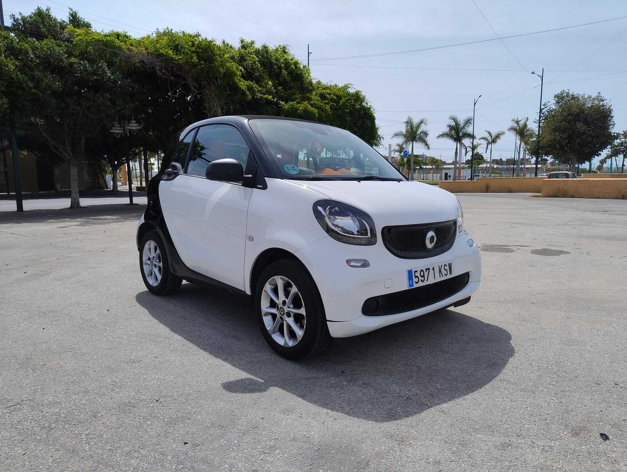 Foto smart fortwo 2019 /