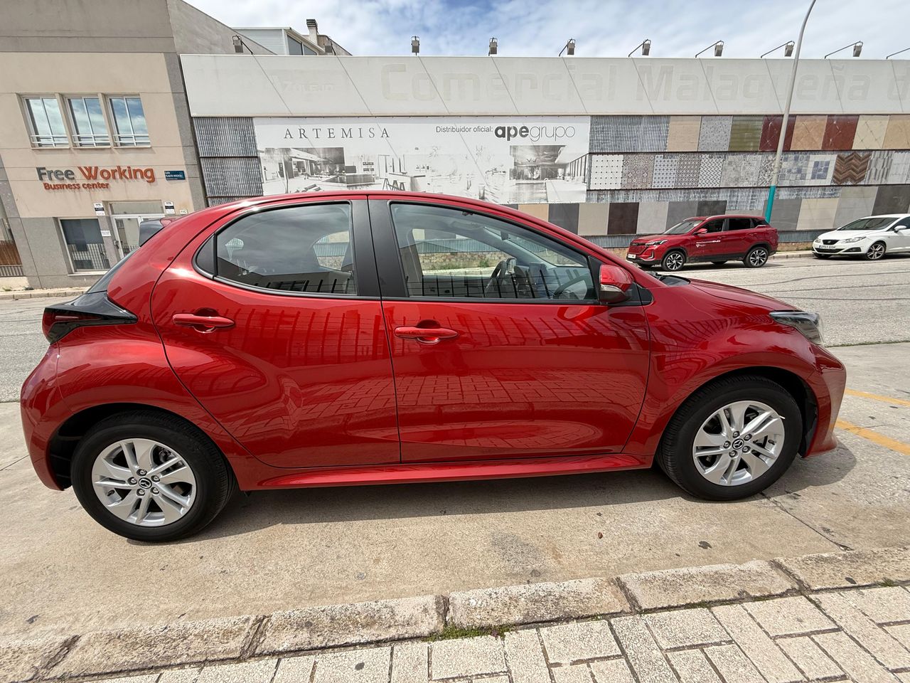 mazda 2 2023 / foto grande (2)