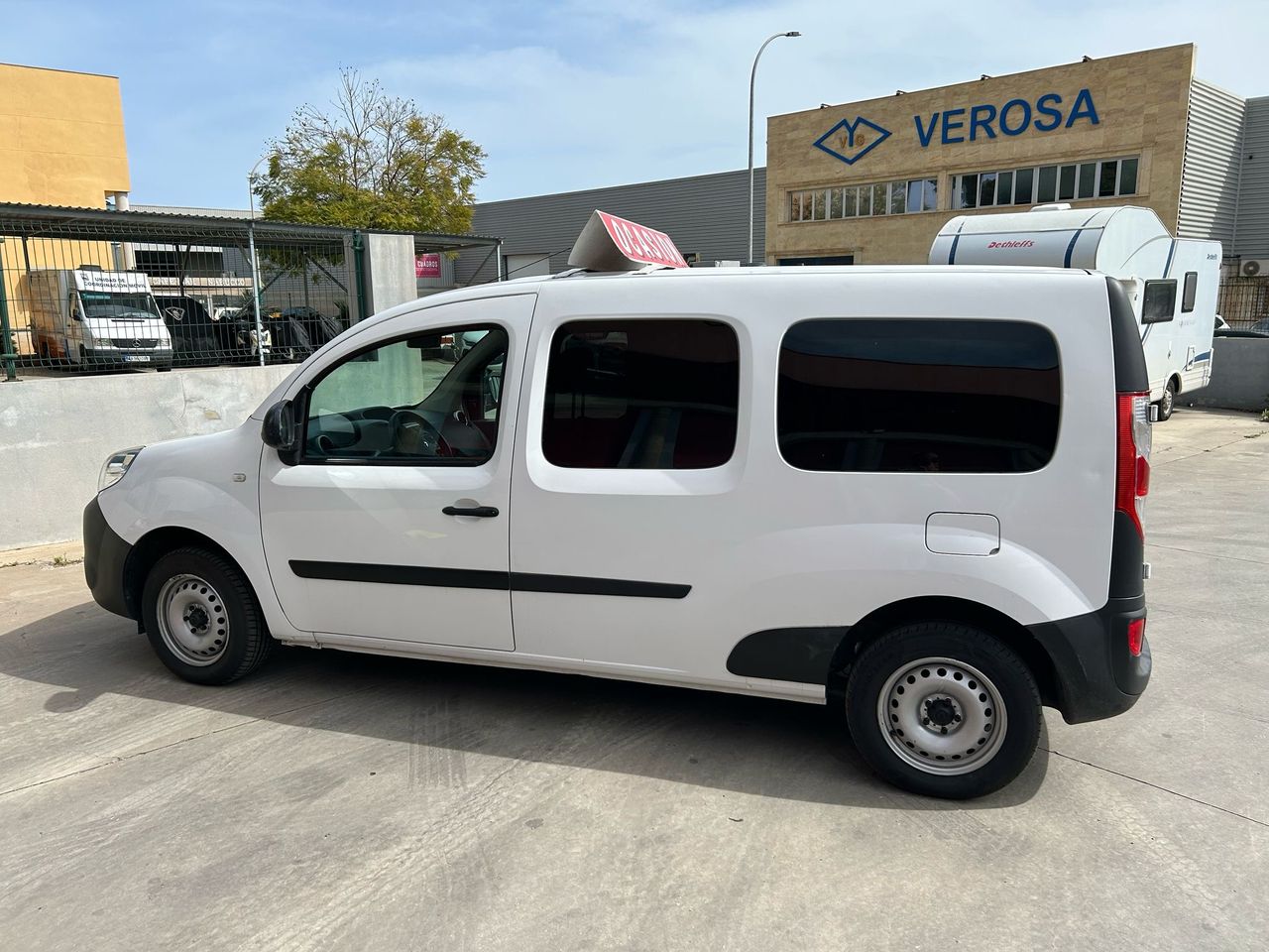 renault kangoo combi 2018 / foto grande (3)