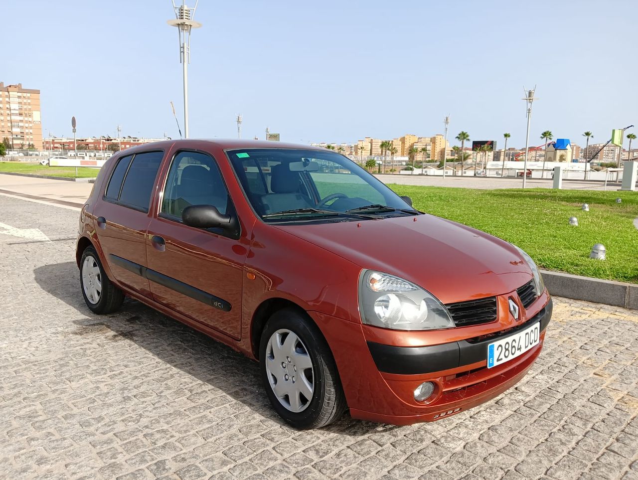 renault clio 2004 /