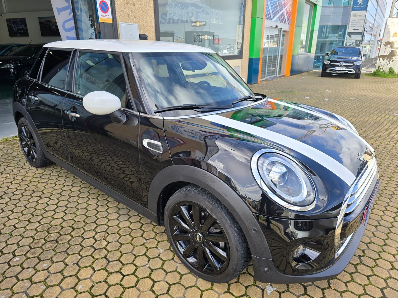 mini 5 puertas 2020 / foto grande (3)