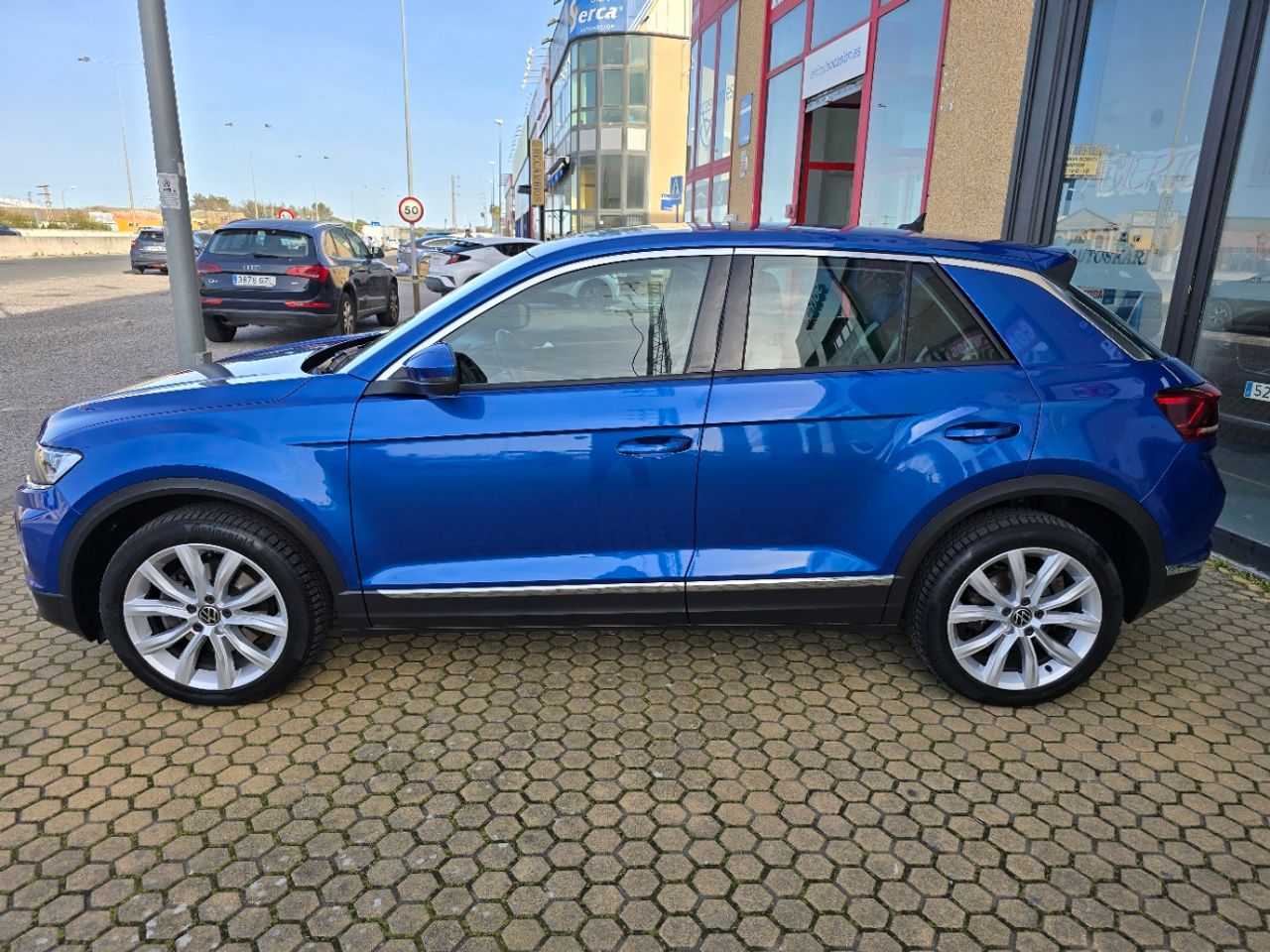 volkswagen t-roc 2020 / foto grande (3)