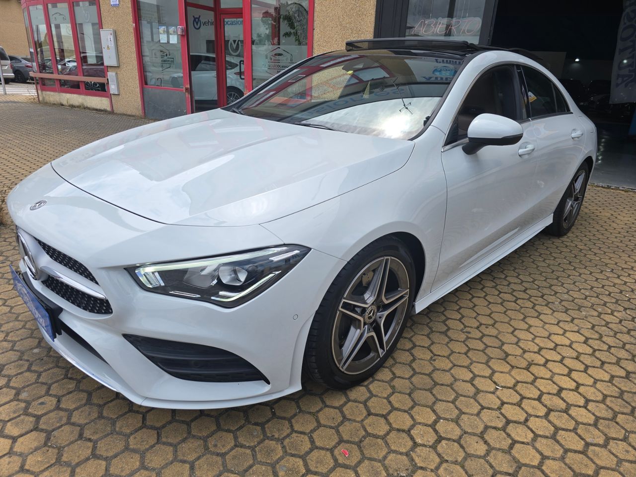 Foto mercedes cla 2020 /