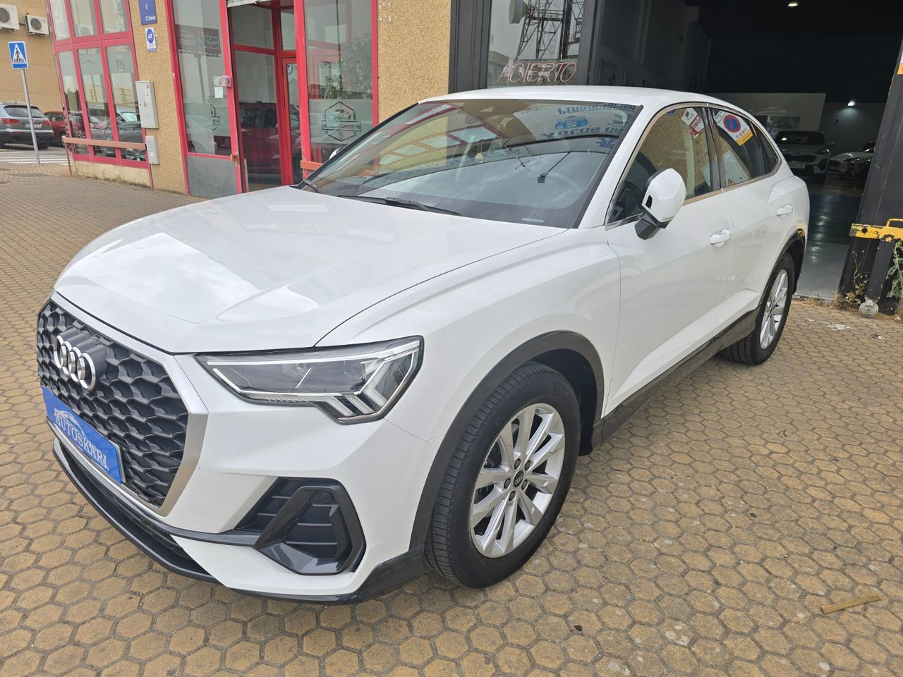 Foto audi q3 2021 /
