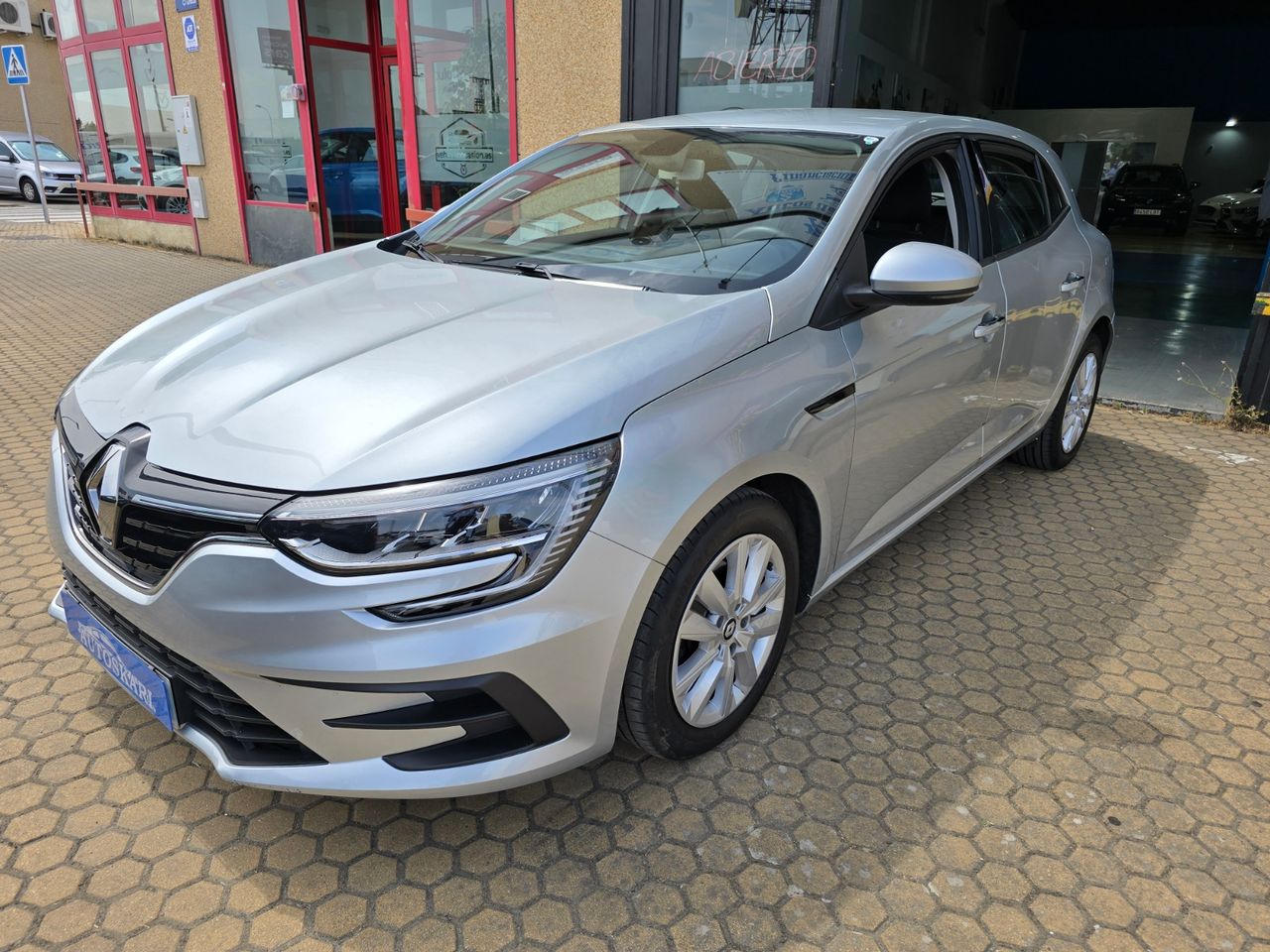 Foto renault megane 2021 /