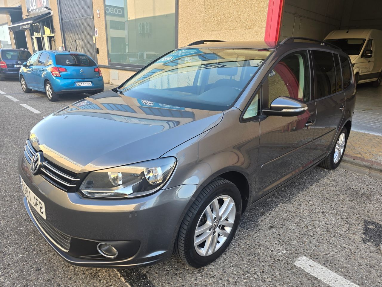 volkswagen touran 2015 /