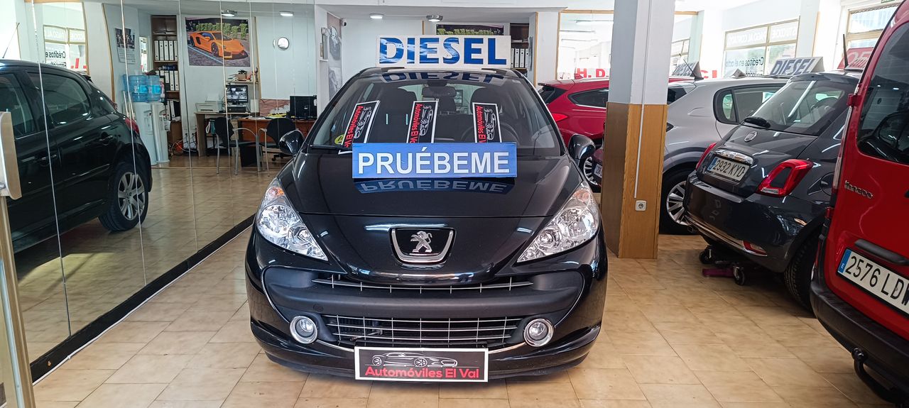 Foto peugeot 207 2008 /