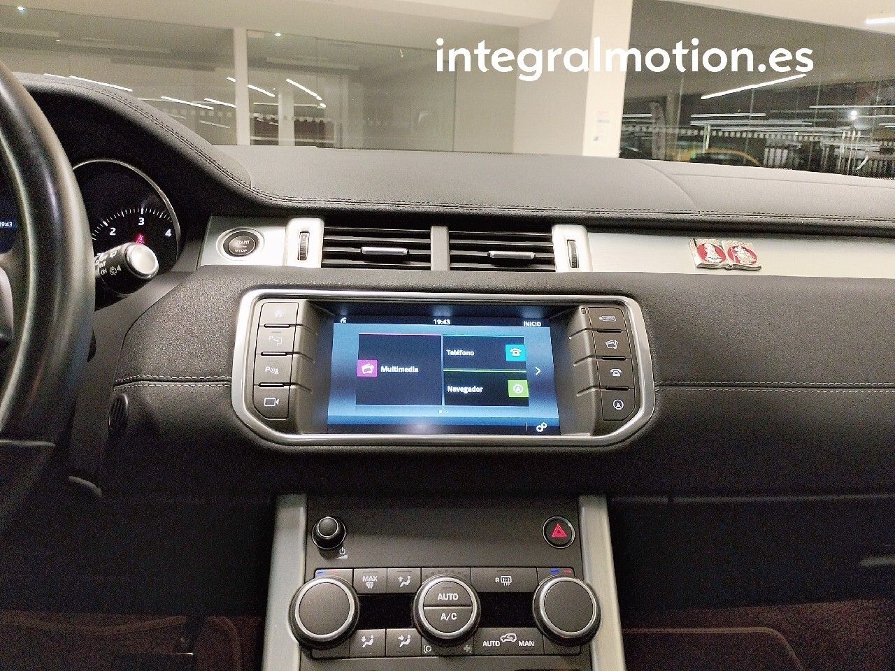 Land-Rover Range Rover Evoque 2.0L TD4 132kW 4x4 HSE Dynamic - foto 6