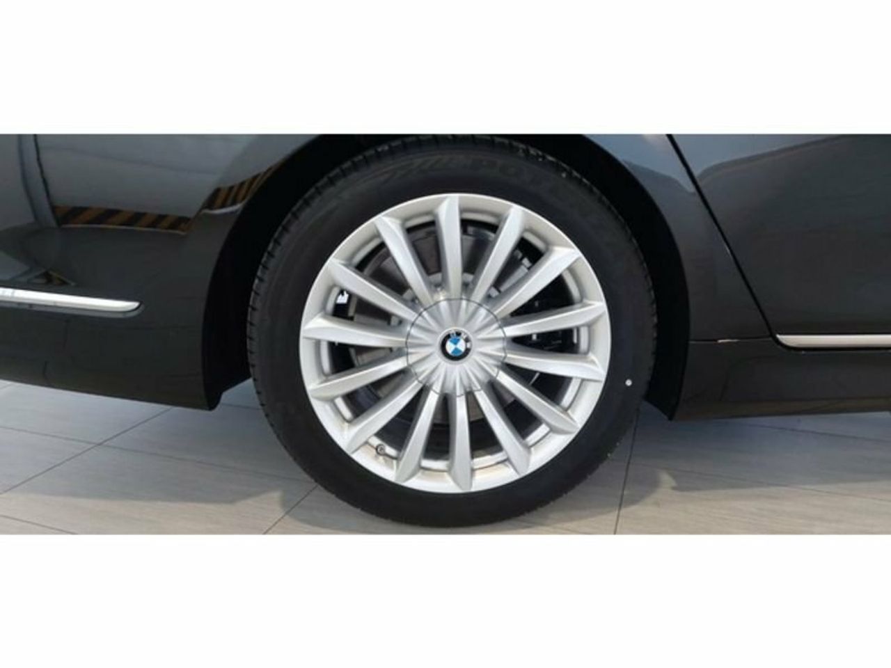BMW Serie 7 730Ld 210 kW (286 CV) - foto 34