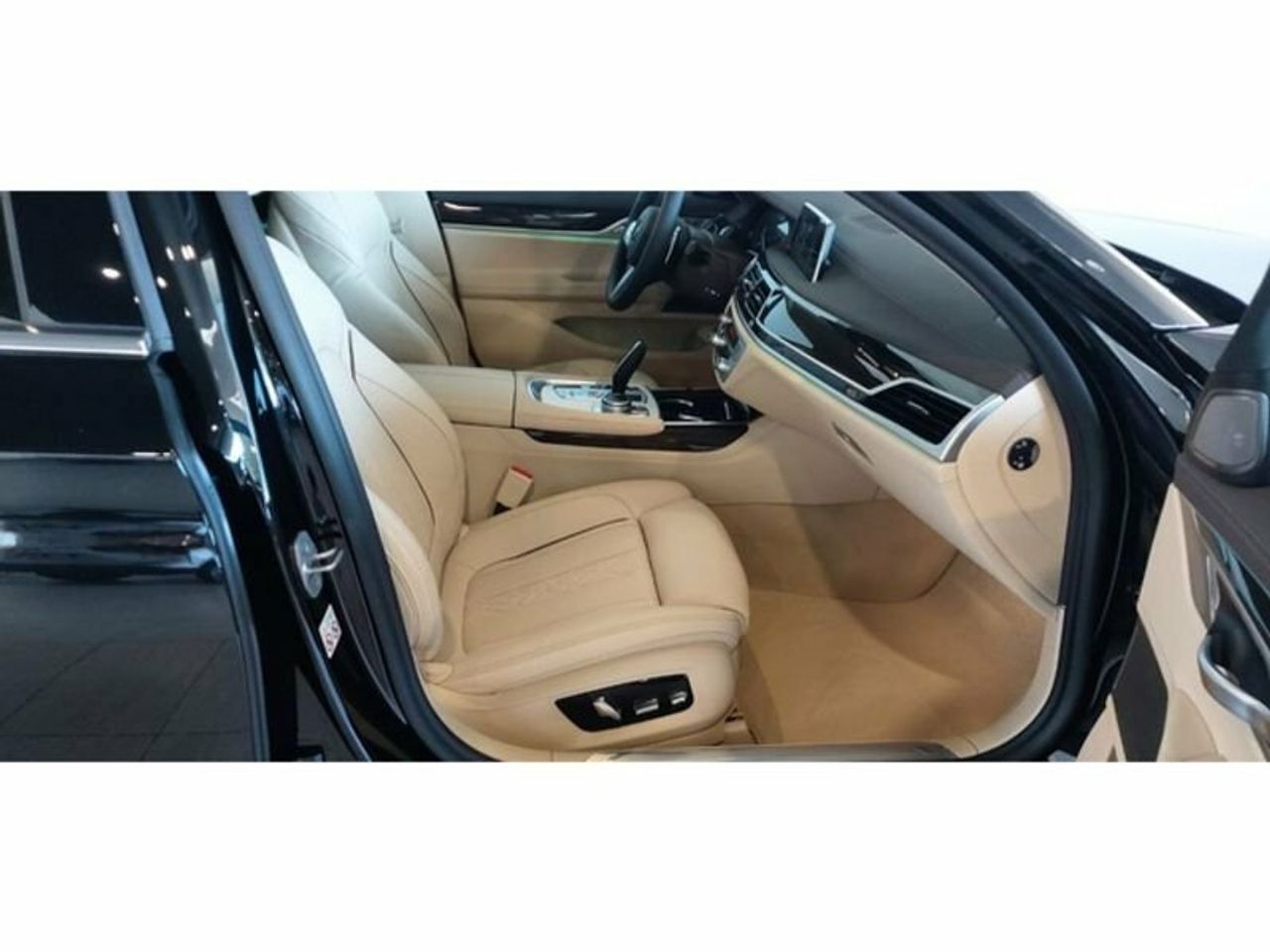 BMW Serie 7 730Ld 210 kW (286 CV) - foto 33