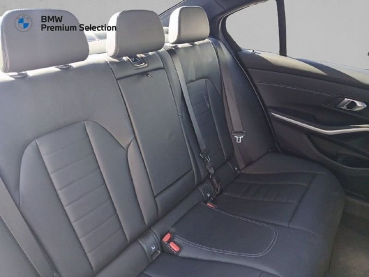 BMW Serie 3 318d 110 kW (150 CV) - foto 12