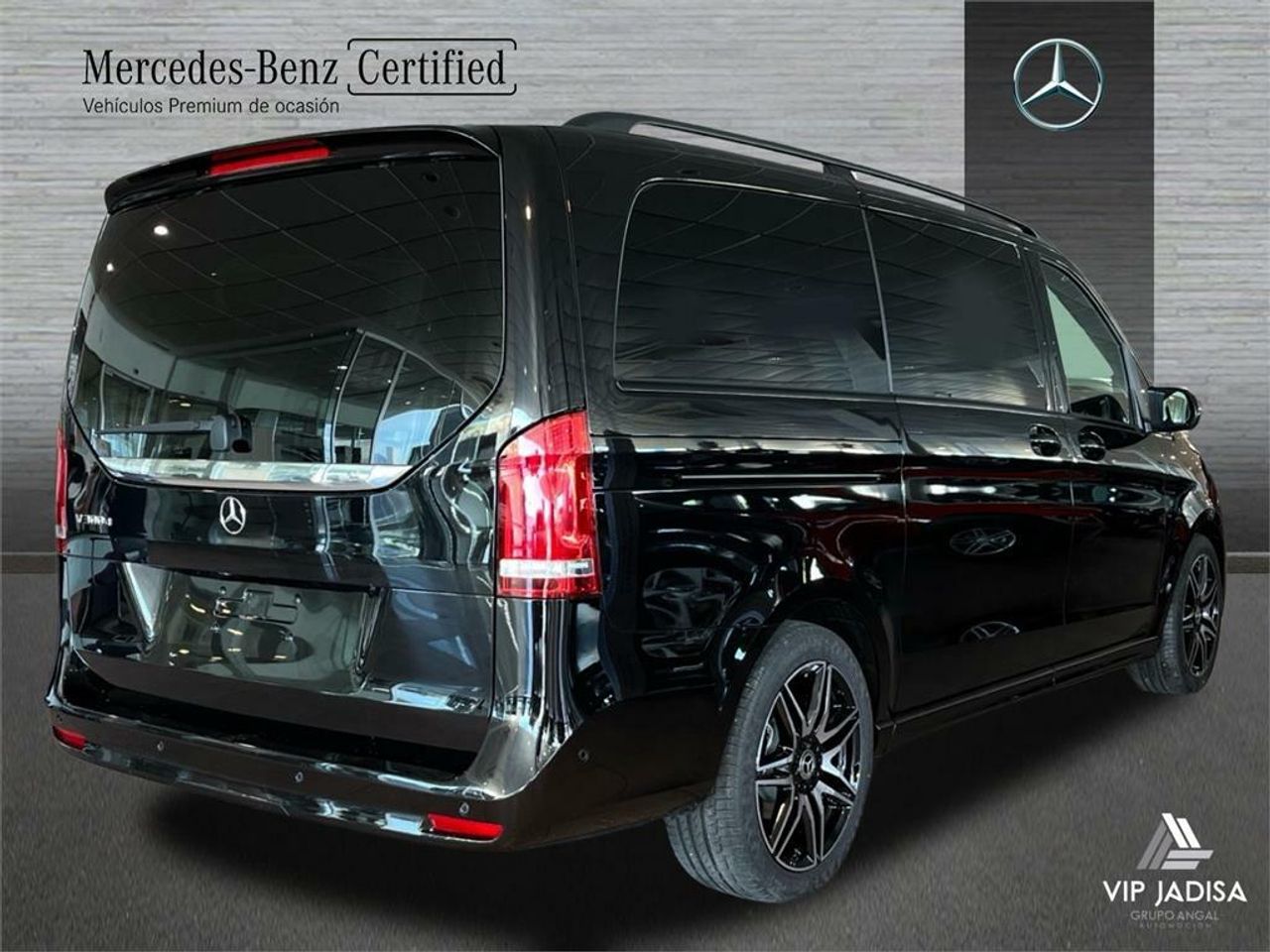 mercedes clase v 2025 / foto grande (2)