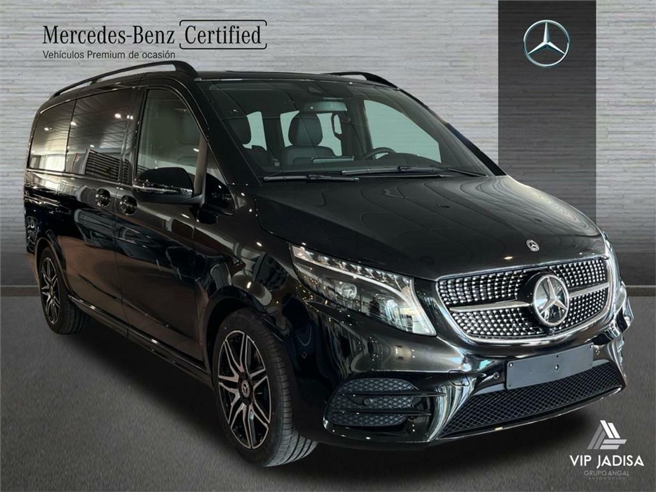 mercedes clase v 2025 / foto grande (3)