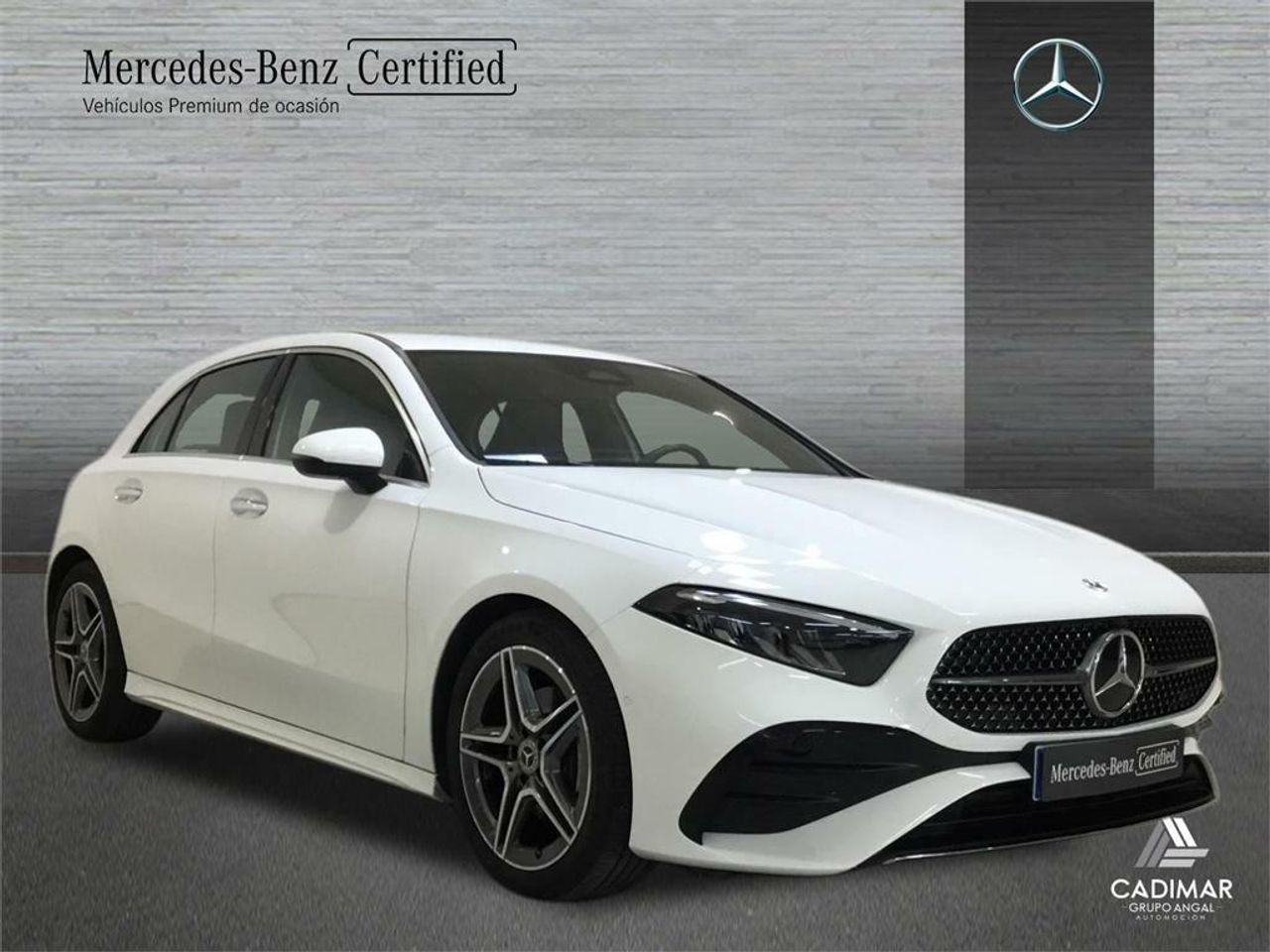 mercedes clase a 2023 / foto grande (3)