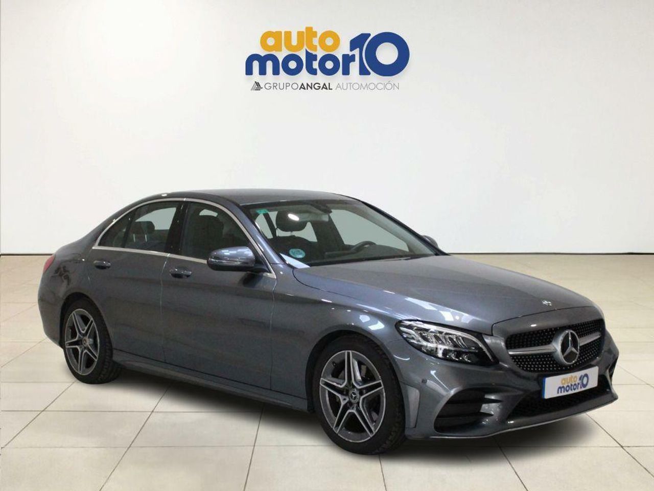 mercedes clase c 2018 / foto grande (3)
