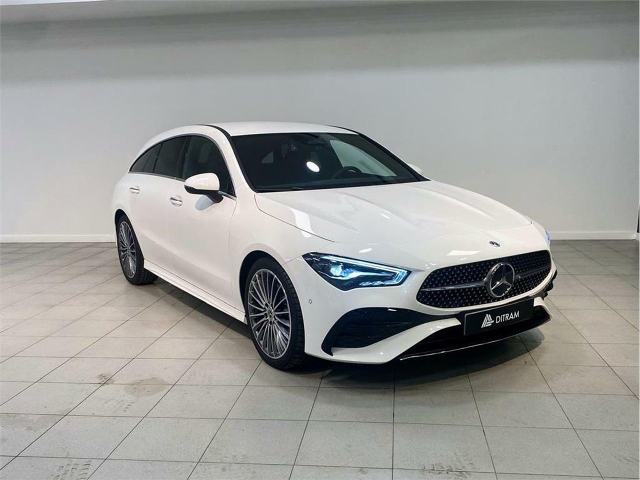 mercedes cla 2024 /