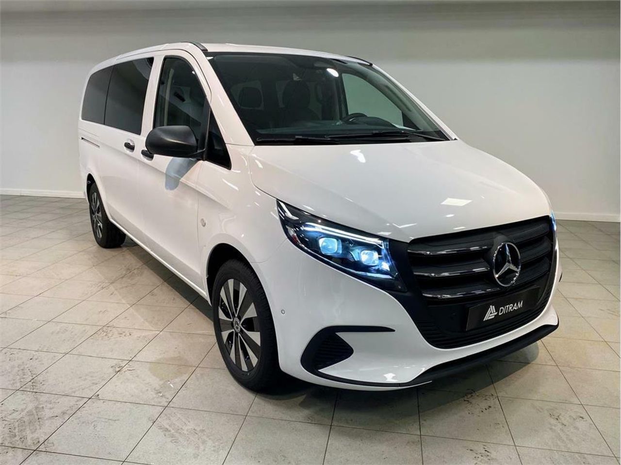 foto de mercedes vito 116cdi 120kw de segunda mano