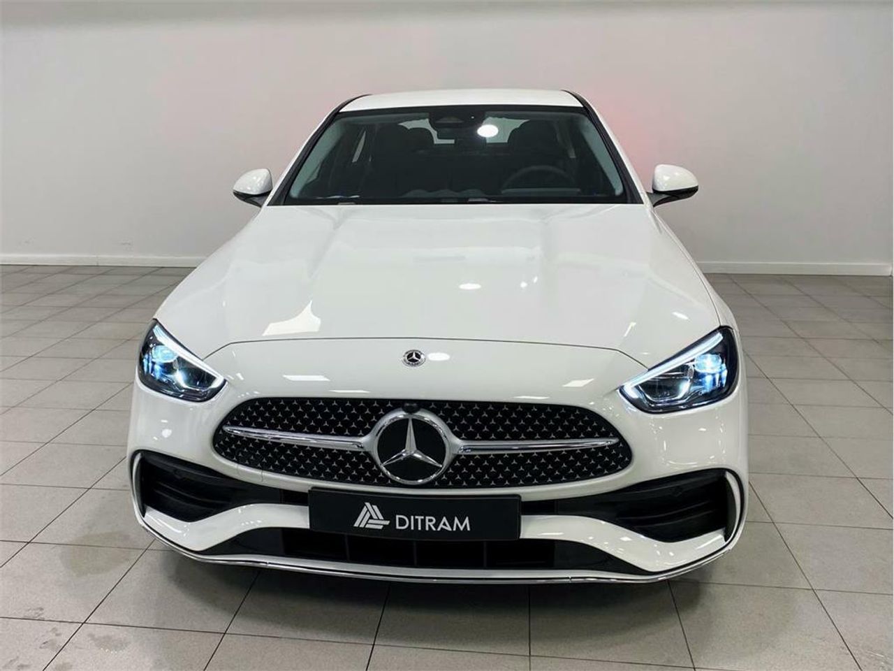 mercedes clase c 220 d berlina foto grande (2)