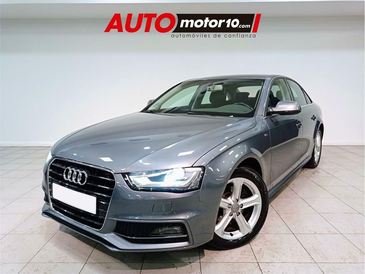 audi a4 2015 /