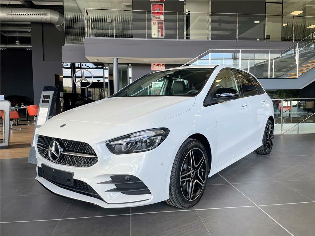 Cambio automatico mercedes  de segunda mano - mercedes clase b 2025 /