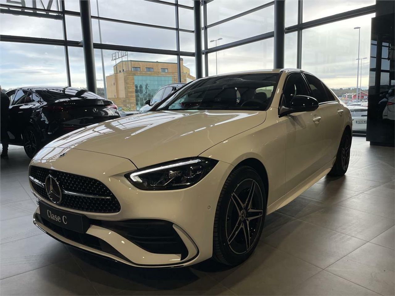 Cambio automatico mercedes  de segunda mano - mercedes clase c 2025 /