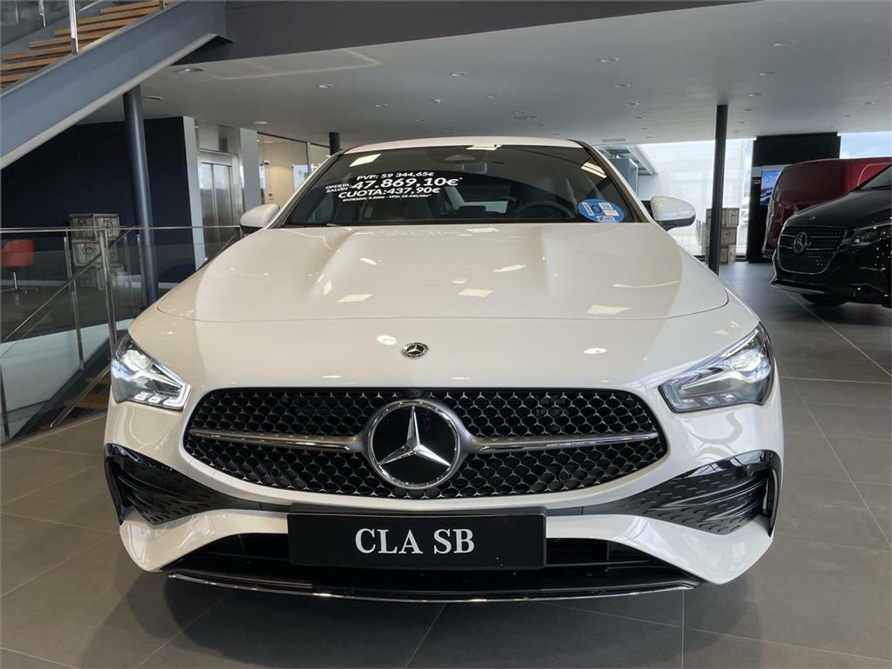 mercedes cla 2025 / foto grande (2)