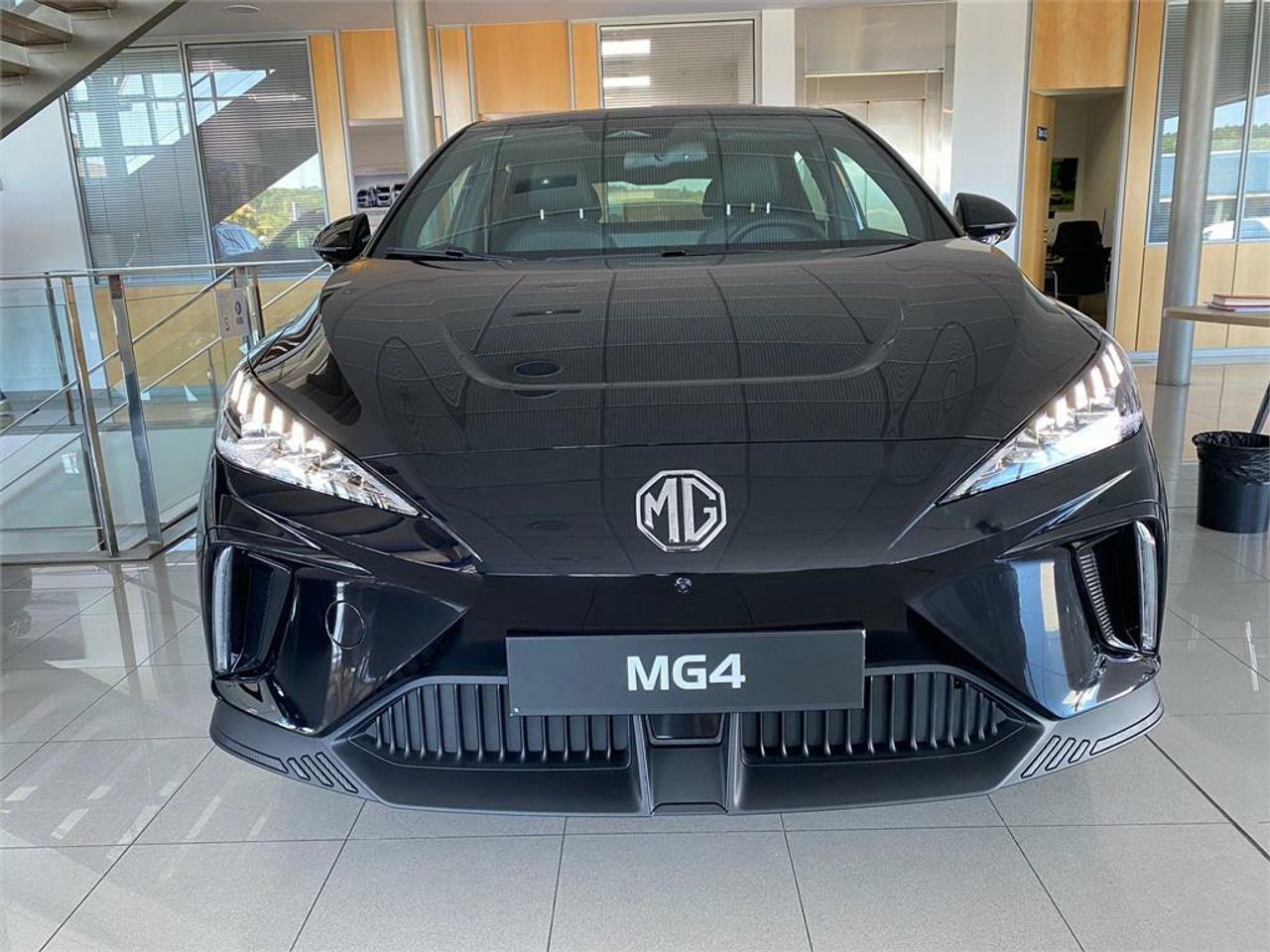 mg mg4 2025 / foto grande (2)