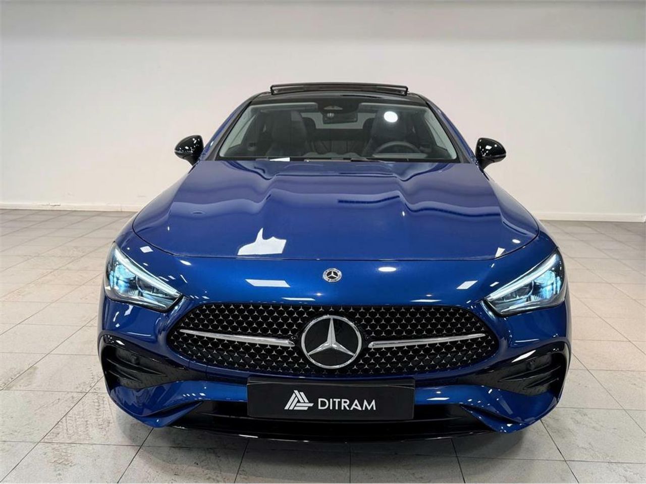 mercedes clase cle 2025 / foto grande (2)