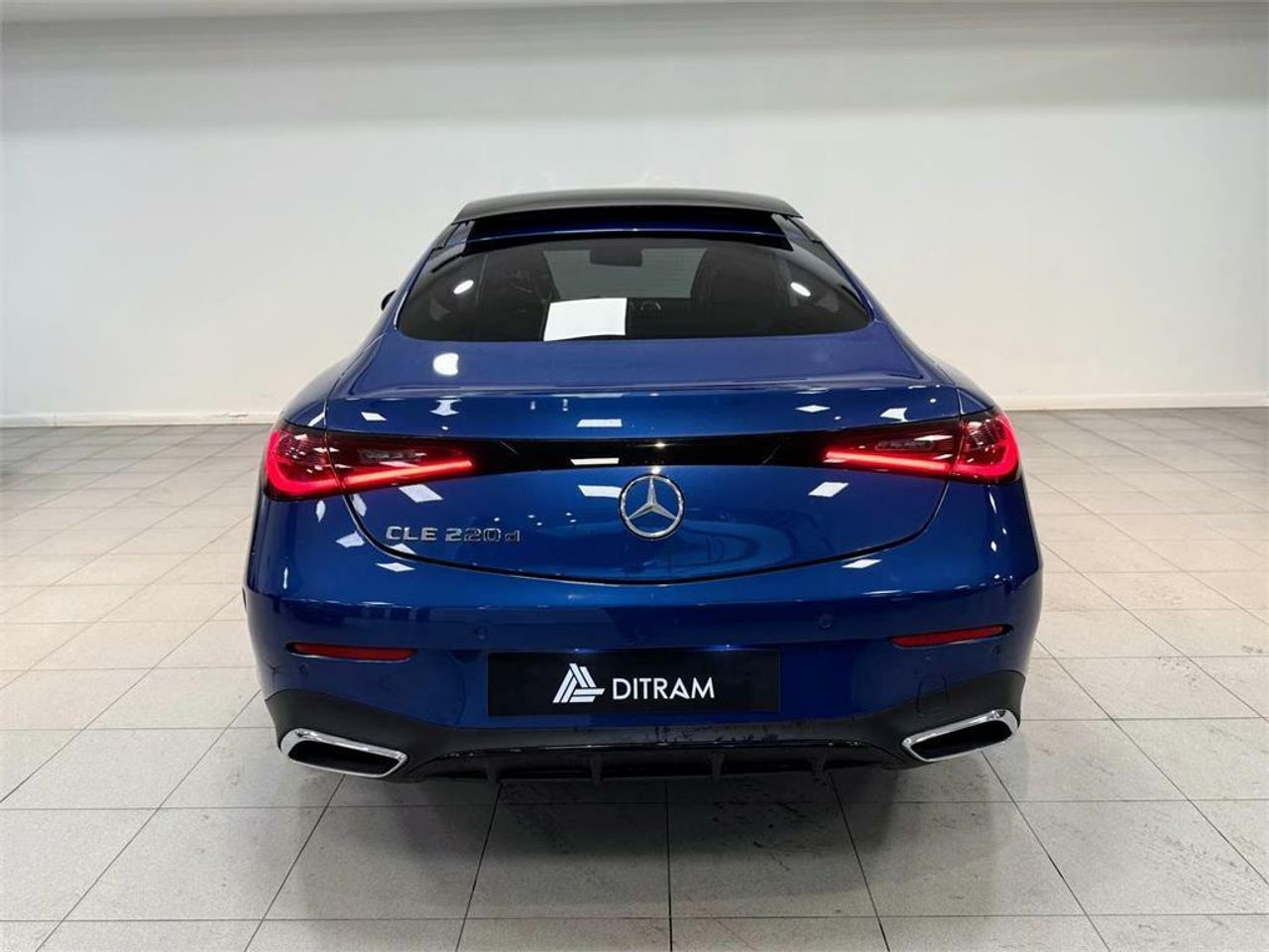 mercedes clase cle 2025 / foto grande (3)