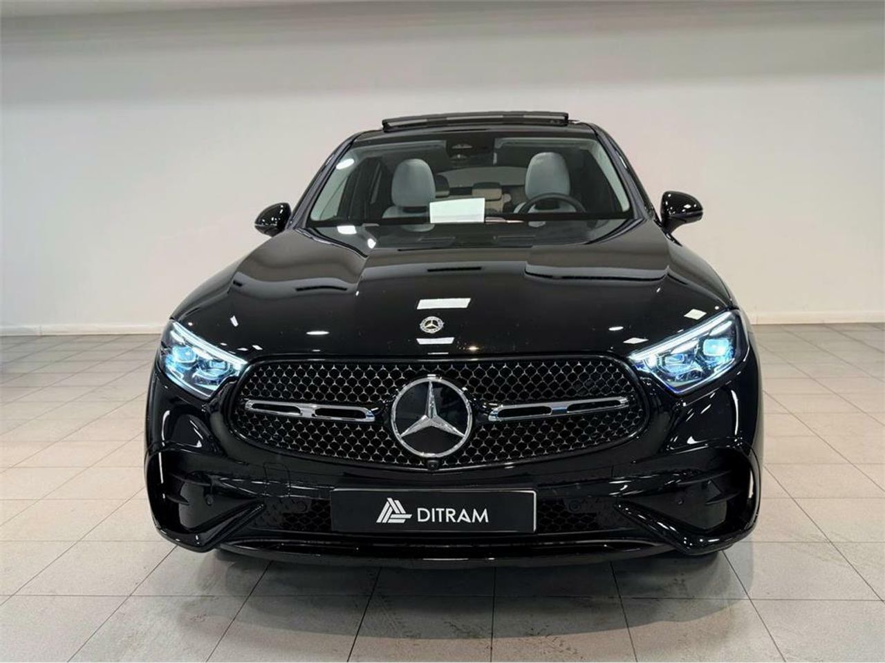 mercedes glc 2025 / foto grande (2)