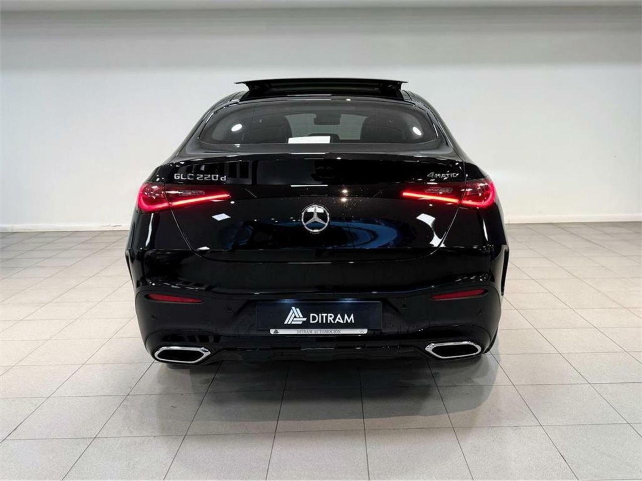 mercedes glc 2025 / foto grande (3)