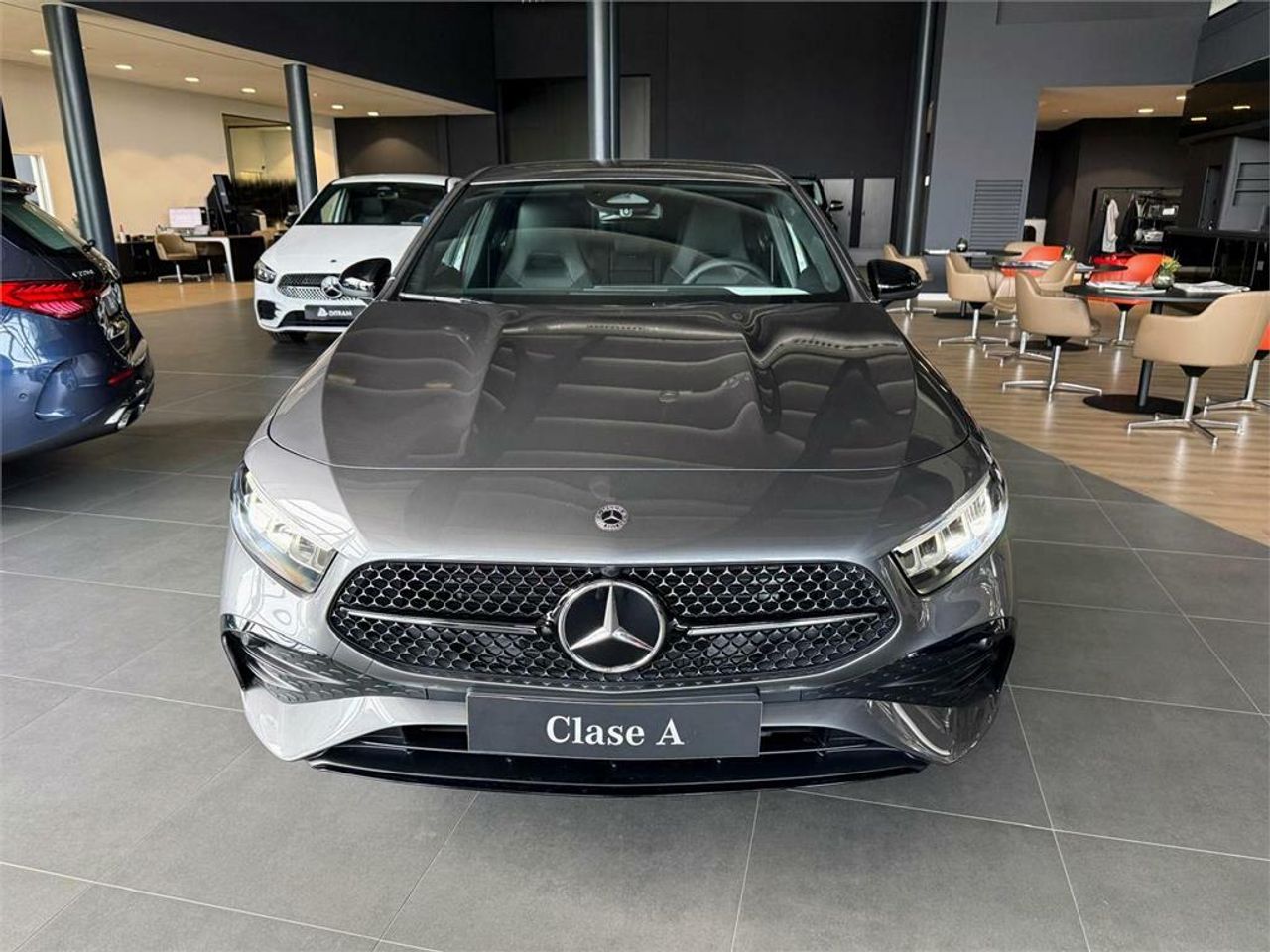mercedes clase a 2025 / foto grande (2)