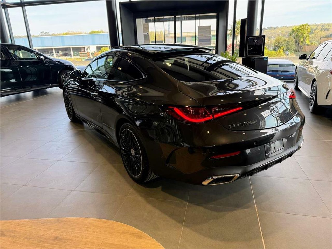 mercedes clase cle 2025 / foto grande (3)