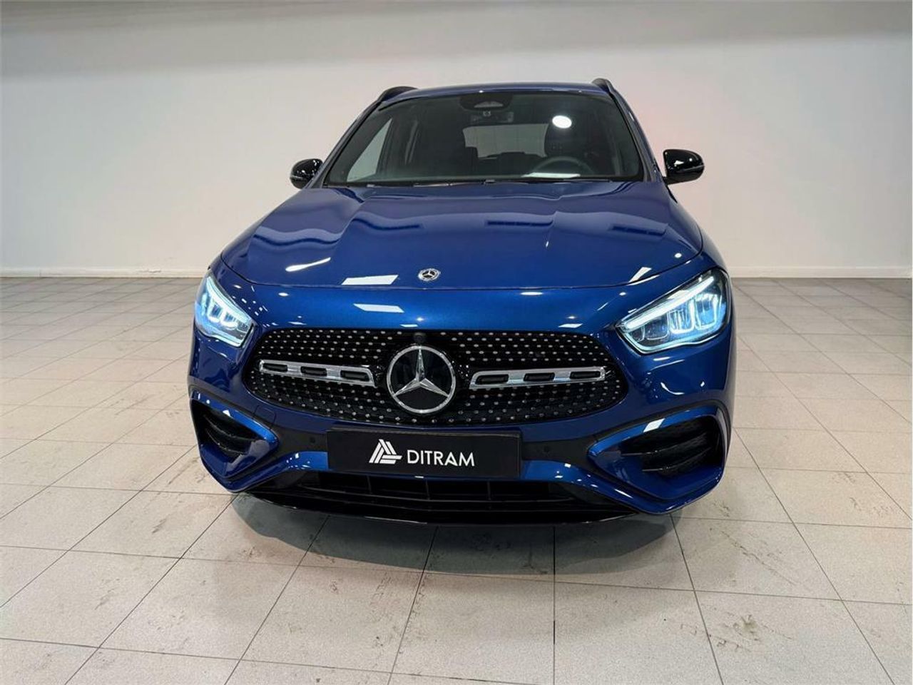 mercedes gla 2025 / foto grande (2)
