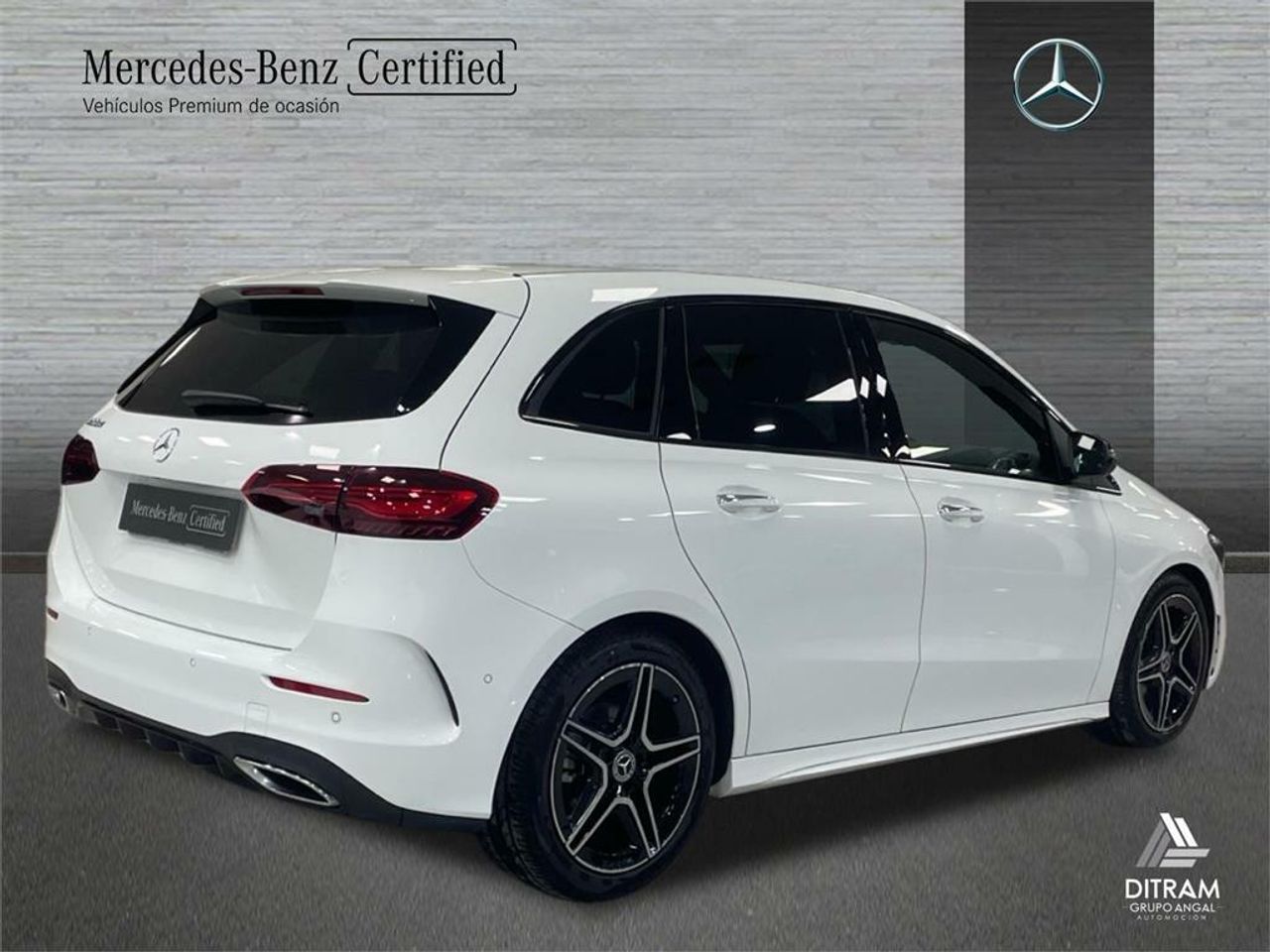 mercedes clase b 2024 / foto grande (3)