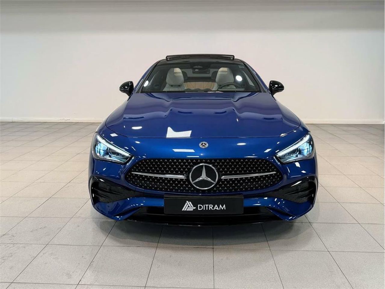 mercedes clase cle 2025 / foto grande (2)
