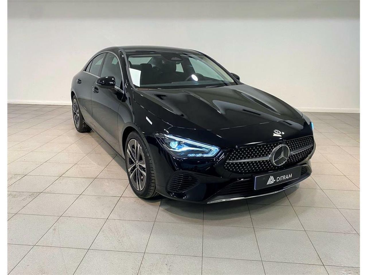 Foto mercedes cla 2024 /