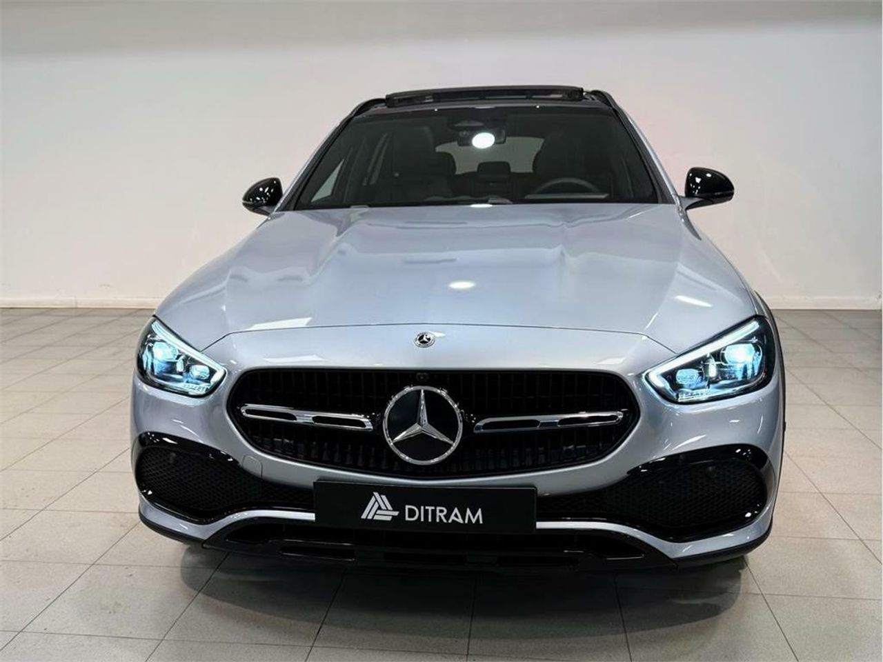 mercedes clase c 2025 / foto grande (2)